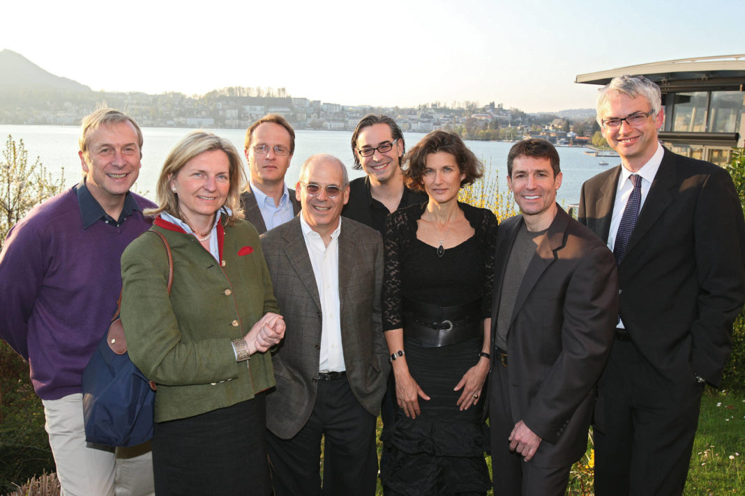 Kevin Warwick, Karin Kneissl, Markus Hengstschläger, Alan Webber, Jesus Crespo Cuaresma, Janne Teller, David Katz und Michael Strugl beim 1. SURPRISE FACTORS SYMPOSIUM