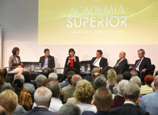 Soziale Innovationen begegnen „Grand Challenges”