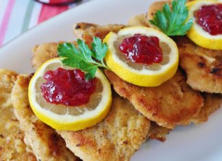 Schnitzerl bitte! Foto: Pixabay / RitaE