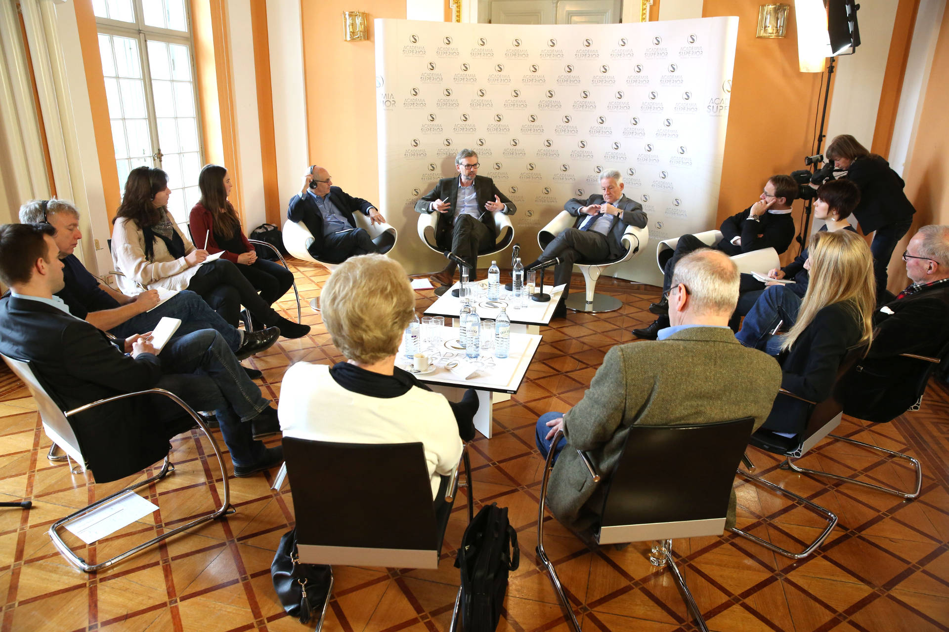 Abschlussdiskussion des SURPRISE FACTORS SYMPOSIUMS 2016