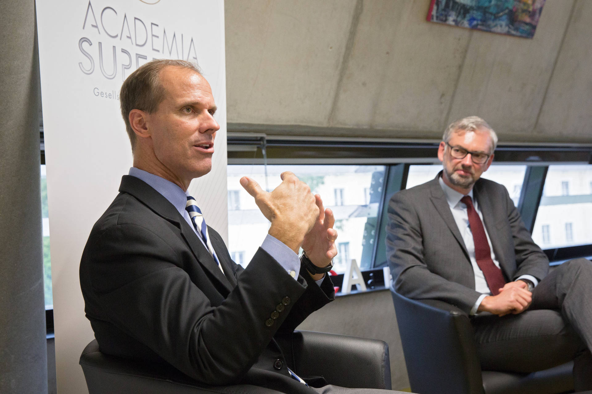 Daron R. Shaw und Michael Strugl beim RoundTABLE