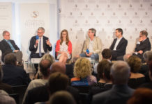 Lessons from Silicon Valley for Upper Austria On the podium: Burton Lee, Michael Strugl, Julia Eschelbeck, Johann Čas, Matthias Fink, Christoph Wurm