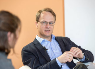 Univ.-Prof. Dr. Markus Hengstschläger Markus Hengstschläger beim Symposium 2017