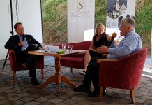 Trust me, I’m a Robot Markus Hengstschläger, Martina Mara und Sepp Hochreiter beimKamingespräch in Alpbach