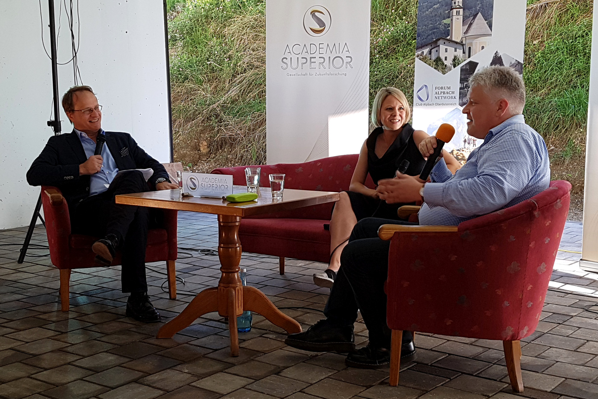 Markus Hengstschläger, Martina Mara und Sepp Hochreiter beimKamingespräch in Alpbach