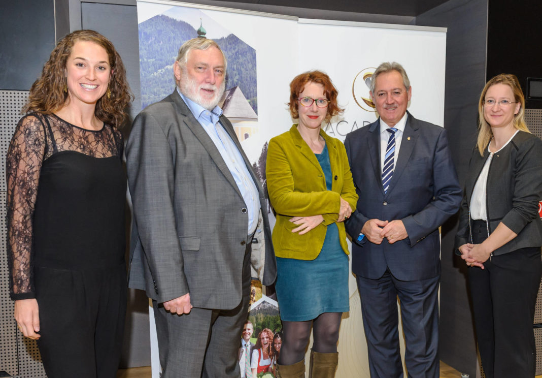 Katharina Fernández-Metzbauer, Franz Fischler, Ulrike Guérot, Viktor Sigl und Claudia Schwarz