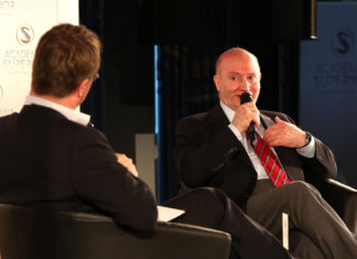 MiteinANDER(S) leben Anas Schakfeh beim DIALOG