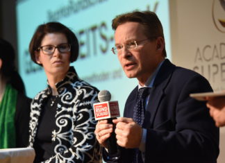 Navigieren, Simulieren und der Chip im Hirn