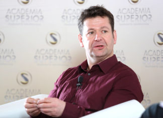 Authentizität und Ehrlichkeit: Der Weg zur Perfektion Norbert Brunner beim Symposium 2015