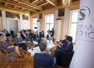 Die Vermessung der Zukunft Diskussion beim SURPRISE FACTORS SYMPOSIUM 2019