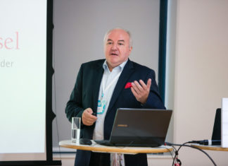 Mission Brain Gain OÖ Axel Haitzer beim Workshop Foto: © Cityfoto/Roland Pelzl