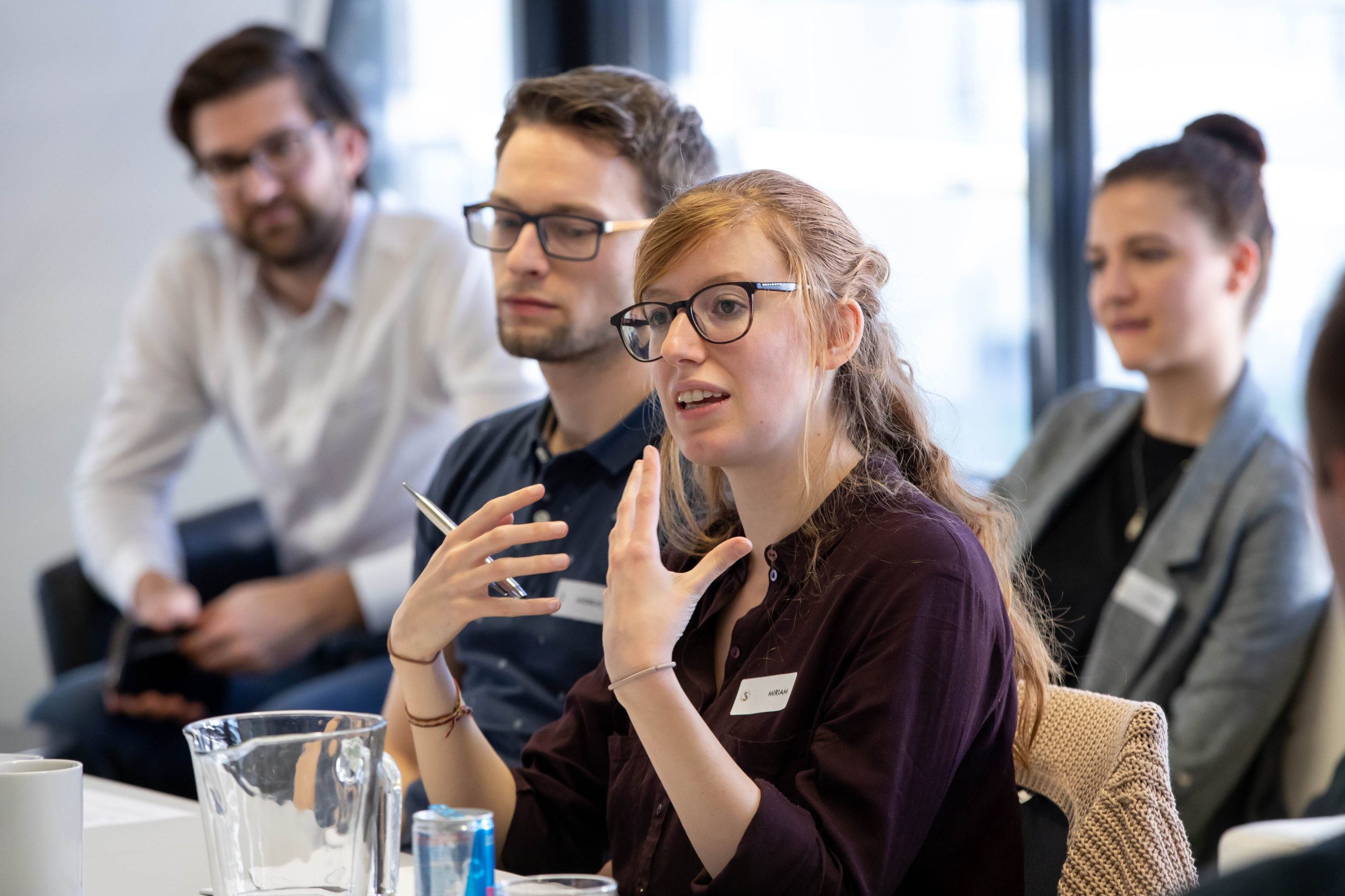 Foto 2: Diskussion in der ACADEMIA SUPERIOR