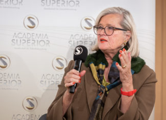 „Bitte mehr Respekt und Ernsthaftigkeit“ Ursula Plassnik