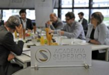 Regeln und Künstliche Intelligenz – Eine Pandemie später