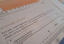 Die Mitte der Gesellschaft — Eine Spurensuche